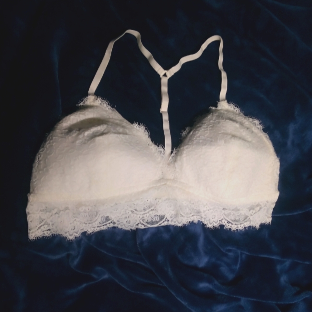 'Aerie' ladies lace bralette